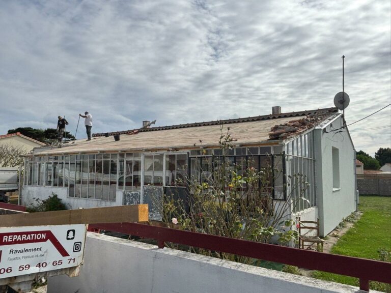 Artisan couvreur AS Couverture à Nantes en intervention sur toiture